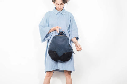 VIOLIN – Handmade Leather Backpack – Blue with Black Pocket