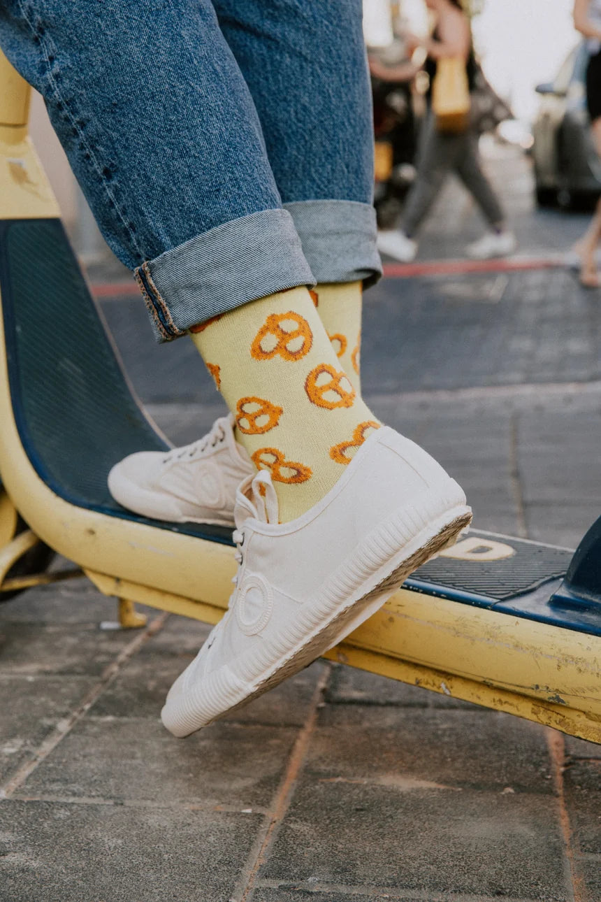 Pretzel Socks – Size 8-12.5